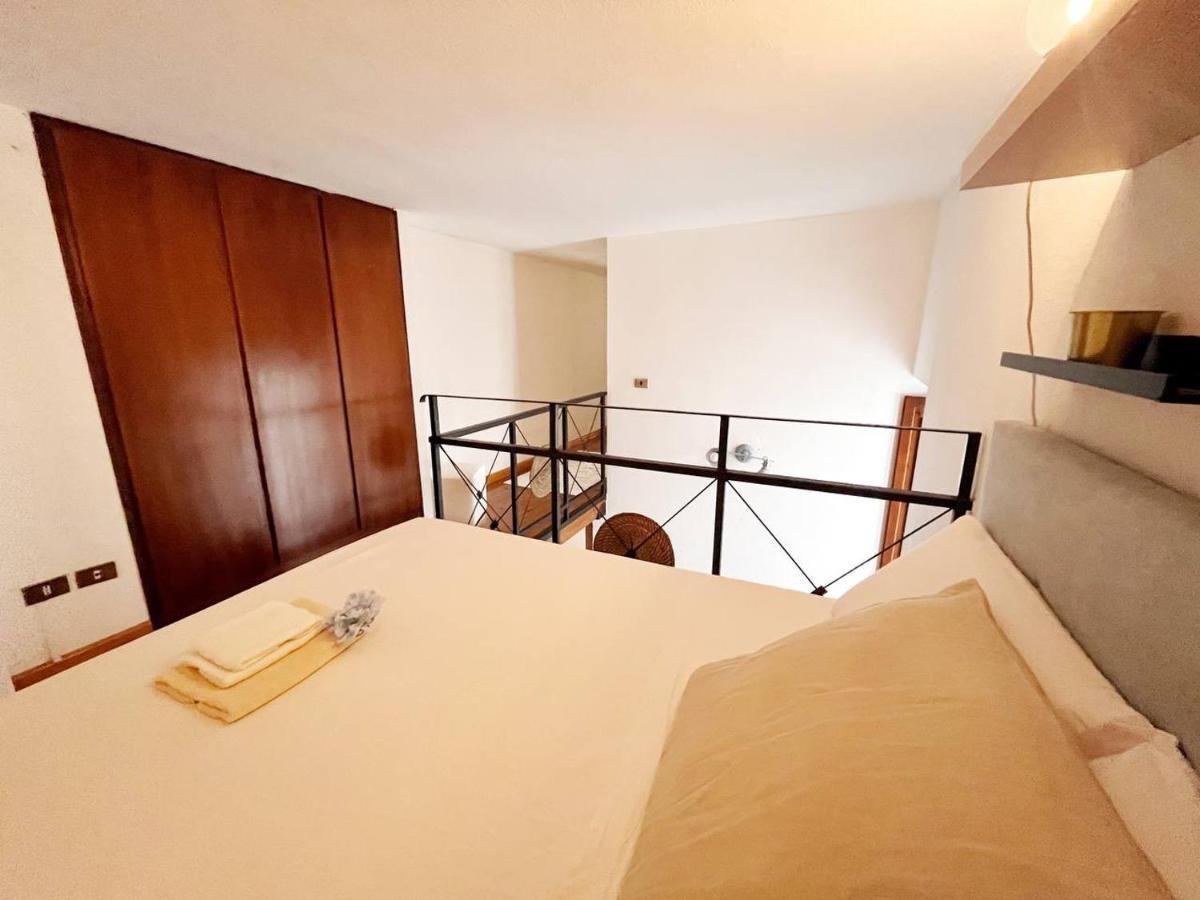 Domus Myoho Apartment Каляри Екстериор снимка