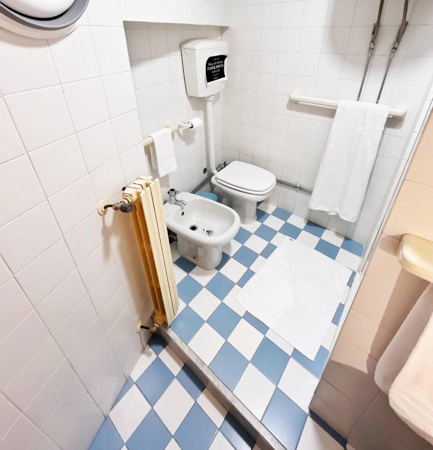 Domus Myoho Apartment Каляри Екстериор снимка